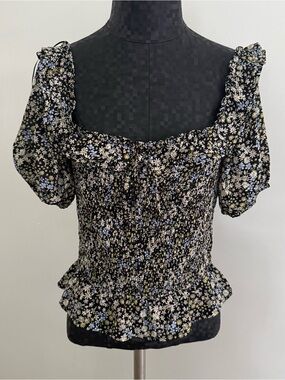 Heatherly Floral Smocked Top